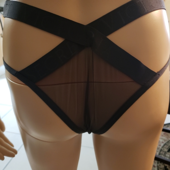 3 Victoria secret woman panties - Picture 6 of 8